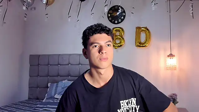 Santy Stump online show from January 14, 2026, 8:47 pm