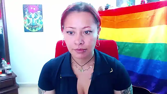 Snapshot of Aleja2530 chatting on October 2, 2025, 7:54 pm Aleja2530 online show from October 2, 2025, 7:54 pm