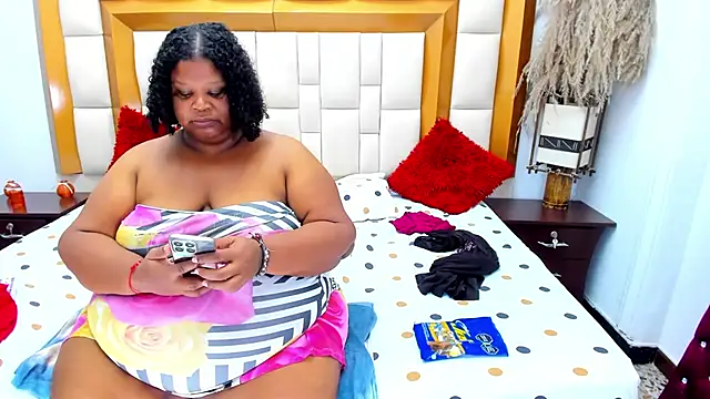 Exoticbigmandy online show from March 8, 2025, 5:33 pm