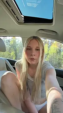 Snapshot of SabrinaRosed chatting on April 30, 2026, 3:29 pm SabrinaRosed online show from April 30, 2026, 3:29 pm