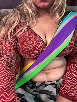 Snapshot of CANDY-3 chatting on September 24, 2025, 1:31 am CANDY-3 online show from September 24, 2025, 1:31 am