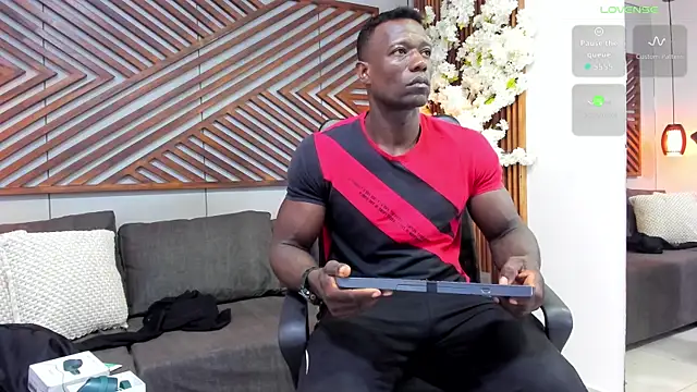 MarcusBlack  online show from November 12, 2025, 11:32 am