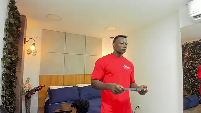 MarcusBlack  online show from February 4, 2026, 11:49 am