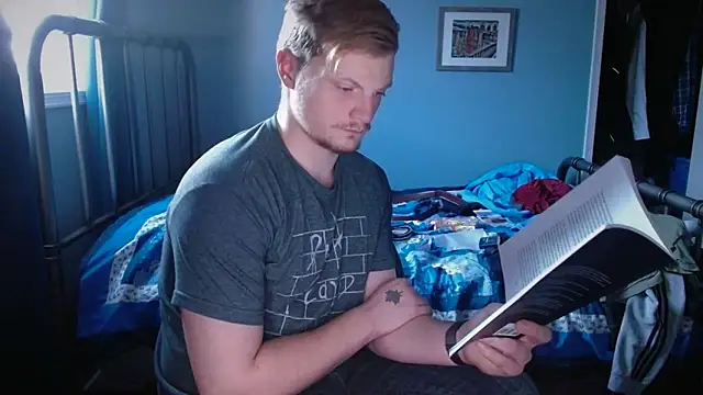 lustylyndon online show from February 2, 2026, 4:17 pm