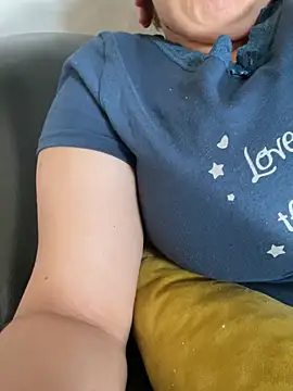 Snapshot of khayaal chatting on April 16, 2026, 4:41 pm khayaal online show from April 16, 2026, 4:41 pm