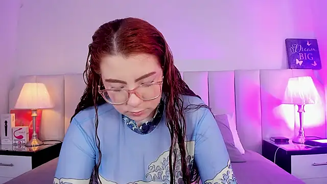 Snapshot of lizy_portman chatting on September 23, 2025, 7:39 pm lizy portman online show from September 23, 2025, 7:39 pm