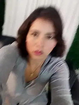 Tifany-fox online show from December 4, 2025, 4:16 pm