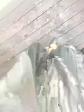 xiaoyuan01 online show from December 20, 2025, 1:45 am