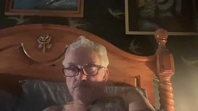 Snapshot of poggles chatting on November 26, 2025, 10:00 pm poggles online show from November 26, 2025, 10:00 pm