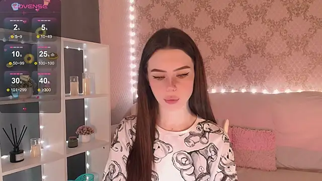 Snapshot of HolyMiax chatting on January 18, 2026, 3:43 am HolyMiax online show from January 18, 2026, 3:43 am