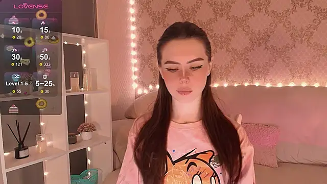 Snapshot of HolyMiax chatting on February 17, 2026, 3:47 am HolyMiax online show from February 17, 2026, 3:47 am