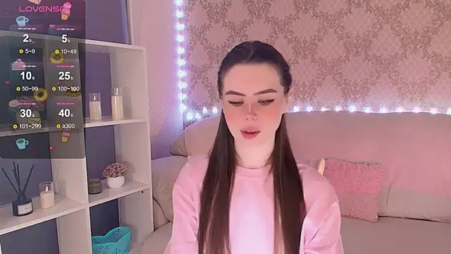 Snapshot of HolyMiax chatting on March 2, 2026, 5:08 am HolyMiax online show from March 2, 2026, 5:08 am