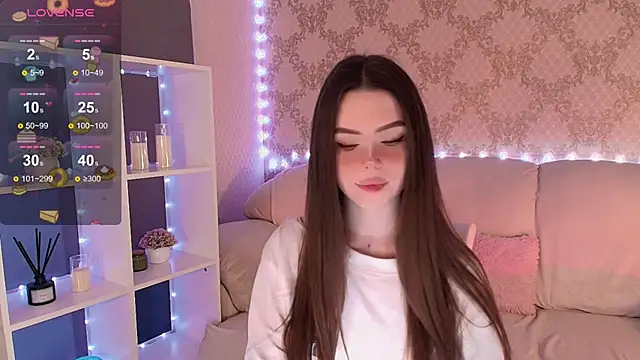 HolyMiax online show from April 13, 2026, 3:23 am