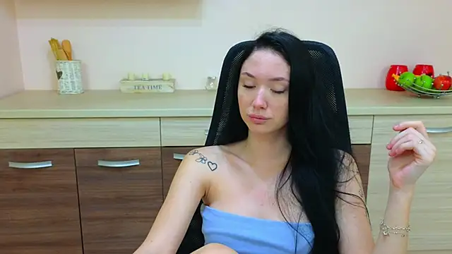 Ivanna  Rose online show from October 28, 2025, 5:22 am