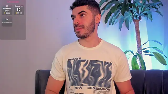 AxelThompson  online show from December 22, 2025, 11:29 am