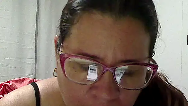 luciana69hot online show from April 6, 2026, 6:09 pm