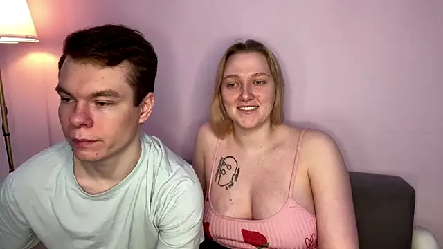 julielourens online show from May 7, 2026, 6:52 am