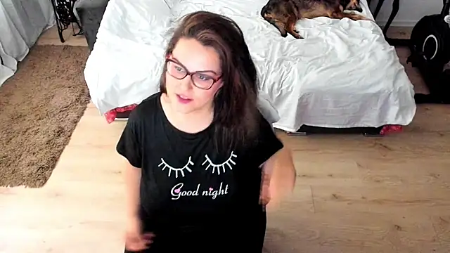 Snapshot of Squirt_Kimm chatting on September 17, 2025, 6:26 am Squirt Kimm online show from September 17, 2025, 6:26 am