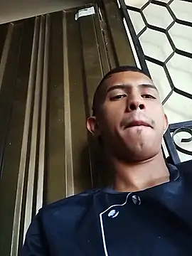 Snapshot of tu_flaco_rico chatting on October 11, 2025, 3:43 pm tu flaco rico online show from October 11, 2025, 3:43 pm