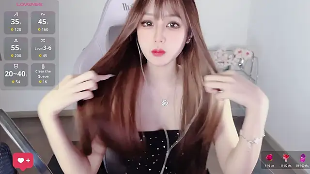 OwQoll online show from March 26, 2026, 6:52 am