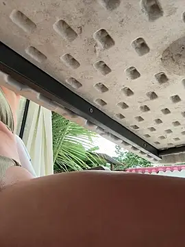 sara calderon online show from March 15, 2026, 1:39 pm