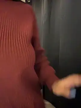 Snapshot of indialatin chatting on April 10, 2026, 2:17 am indialatin online show from April 10, 2026, 2:17 am