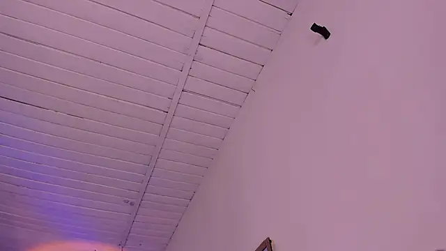 revenmiller  online show from February 19, 2026, 7:43 pm