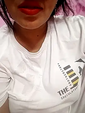 sweety sona online show from September 15, 2025, 6:41 pm