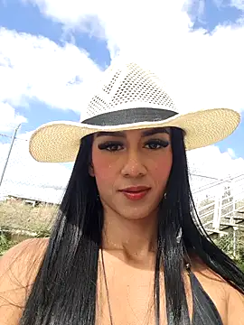 Juliana Xander online show from January 8, 2026, 2:30 pm