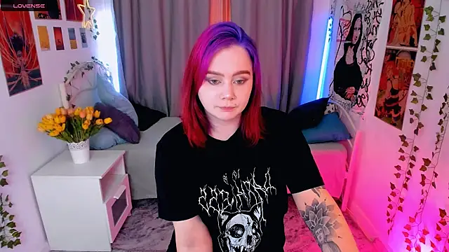 lunaalli online show from November 29, 2025, 2:20 pm