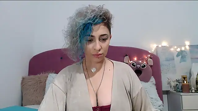 Snapshot of AAARUNY chatting on October 8, 2025, 12:03 pm AAARUNY online show from October 8, 2025, 12:03 pm