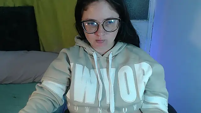 KrystalAdams online show from January 15, 2026, 1:48 pm