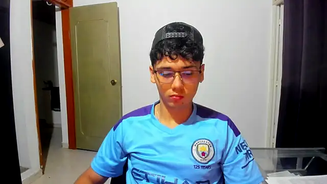 jacobs shelby online show from October 31, 2025, 11:28 pm