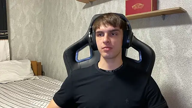 elliot scott online show from September 26, 2025, 10:25 pm