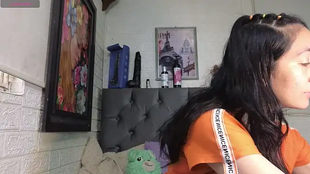 Snapshot of SALOME_KORLAND chatting on September 16, 2025, 5:47 pm SALOME KORLAND online show from September 16, 2025, 5:47 pm