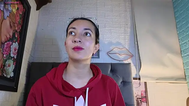 Snapshot of SALOME_KORLAND chatting on October 11, 2025, 3:54 pm SALOME KORLAND online show from October 11, 2025, 3:54 pm