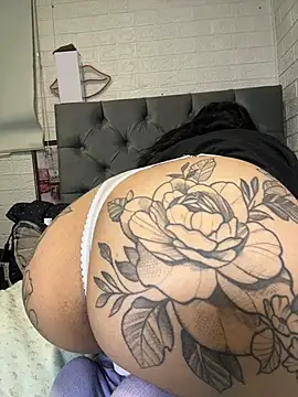 Snapshot of SALOME_KORLAND chatting on November 15, 2025, 5:09 pm SALOME KORLAND online show from November 15, 2025, 5:09 pm