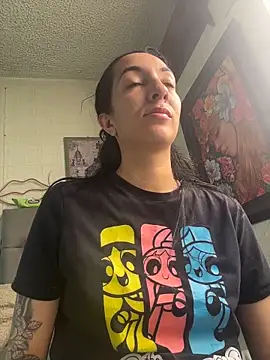 Snapshot of SALOME_KORLAND chatting on December 4, 2025, 3:32 pm SALOME KORLAND online show from December 4, 2025, 3:32 pm