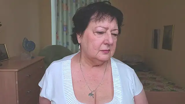 Margo Moll online show from January 10, 2026, 8:49 am