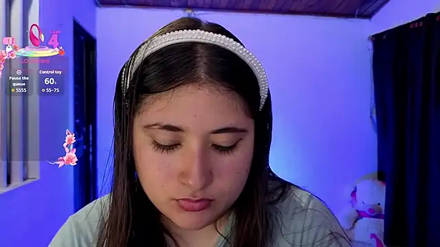 Snapshot of Gaby__Howards chatting on September 9, 2025, 12:54 am Gaby Howards online show from September 9, 2025, 12:54 am