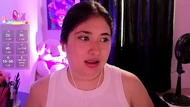 Snapshot of Gaby__Howards chatting on October 14, 2025, 7:03 pm Gaby Howards online show from October 14, 2025, 7:03 pm