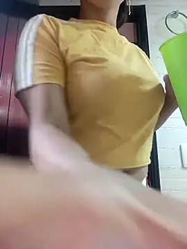 Fox Roxxan online show from September 14, 2025, 10:20 pm