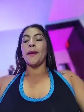 Fox Roxxan online show from February 17, 2026, 2:08 am