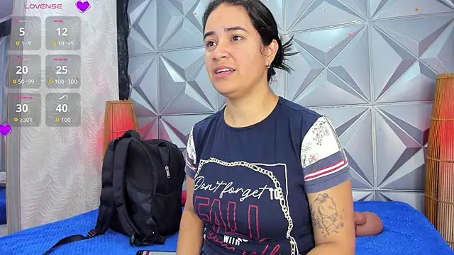 GreciaFox1 online show from November 15, 2025, 11:29 am