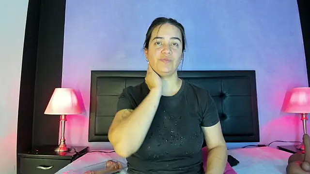 GreciaFox1 online show from March 2, 2026, 12:23 pm