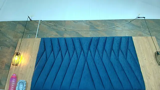 Emma Valencia 001 online show from September 13, 2025, 8:30 pm