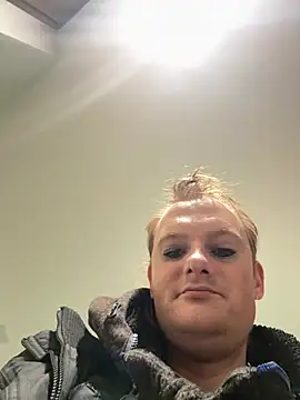 Snapshot of avamaxwell chatting on February 23, 2026, 8:06 pm avamaxwell online show from February 23, 2026, 8:06 pm