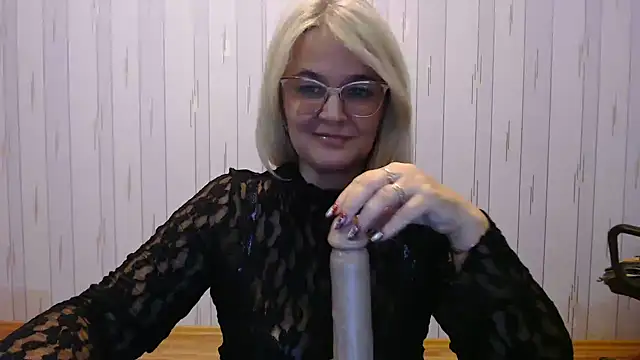 EleanoraDream online show from February 26, 2026, 3:00 pm