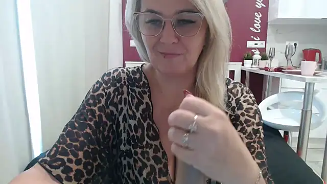 EleanoraDream online show from March 7, 2026, 12:13 pm