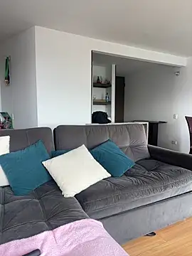 Nova Gabriela online show from November 12, 2025, 3:01 pm